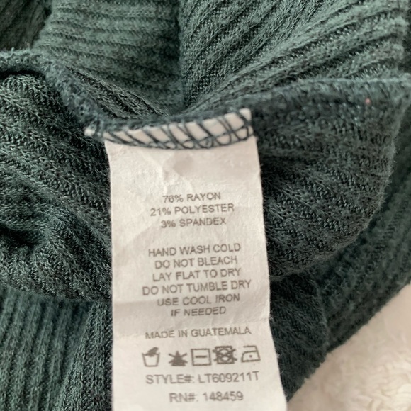 Faux Turtle-V-neck Long Sleeve Shirt - Picture 5 of 5